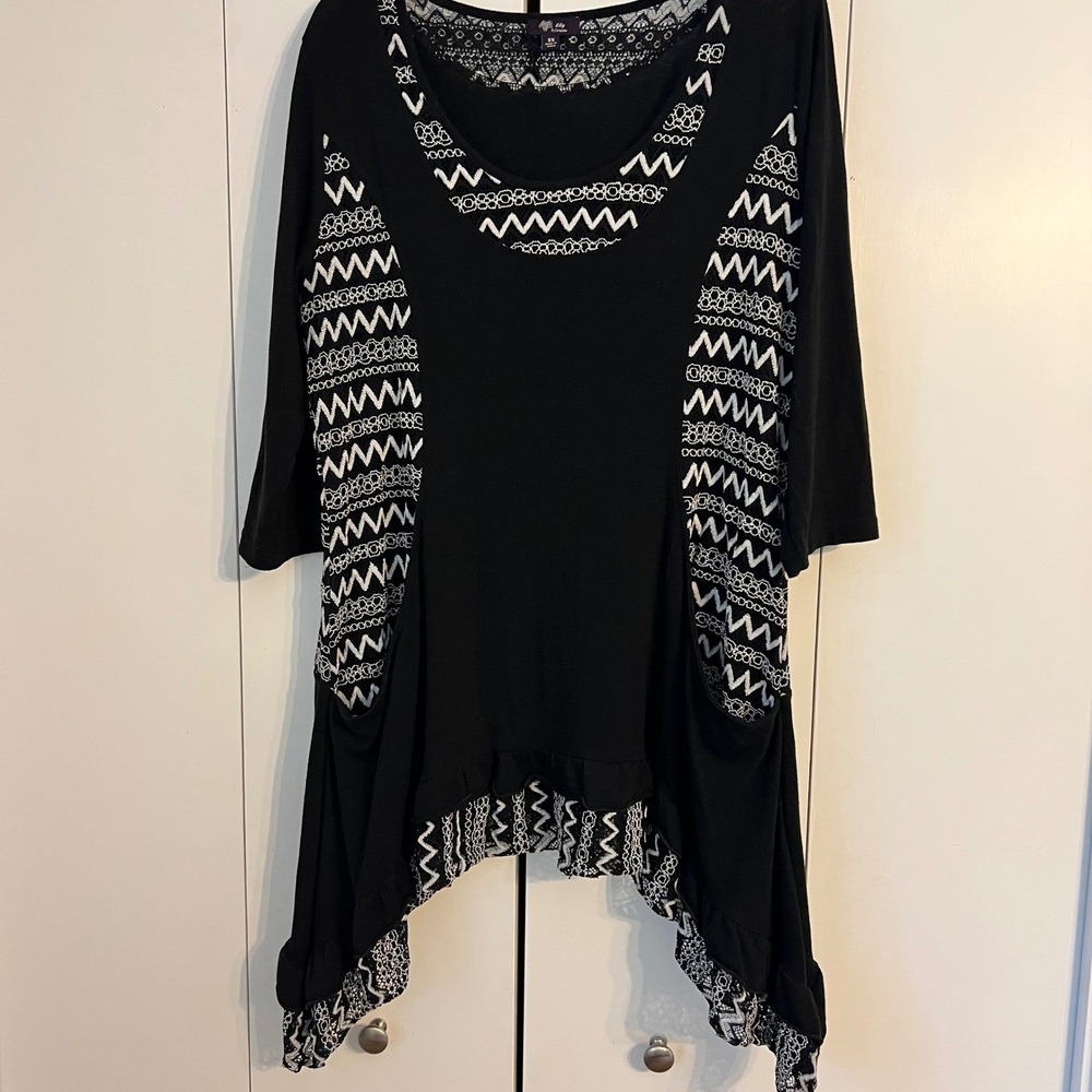 Lily by Firmiana Black White Geometric Lace Tunic Top Boho‎ Lagenlook Pocket 3X